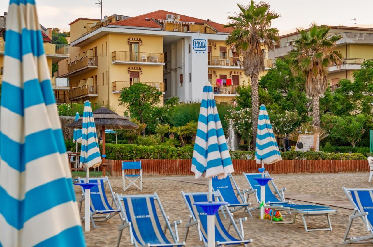 Hotel Miramare - Silvi Marina Exterior foto