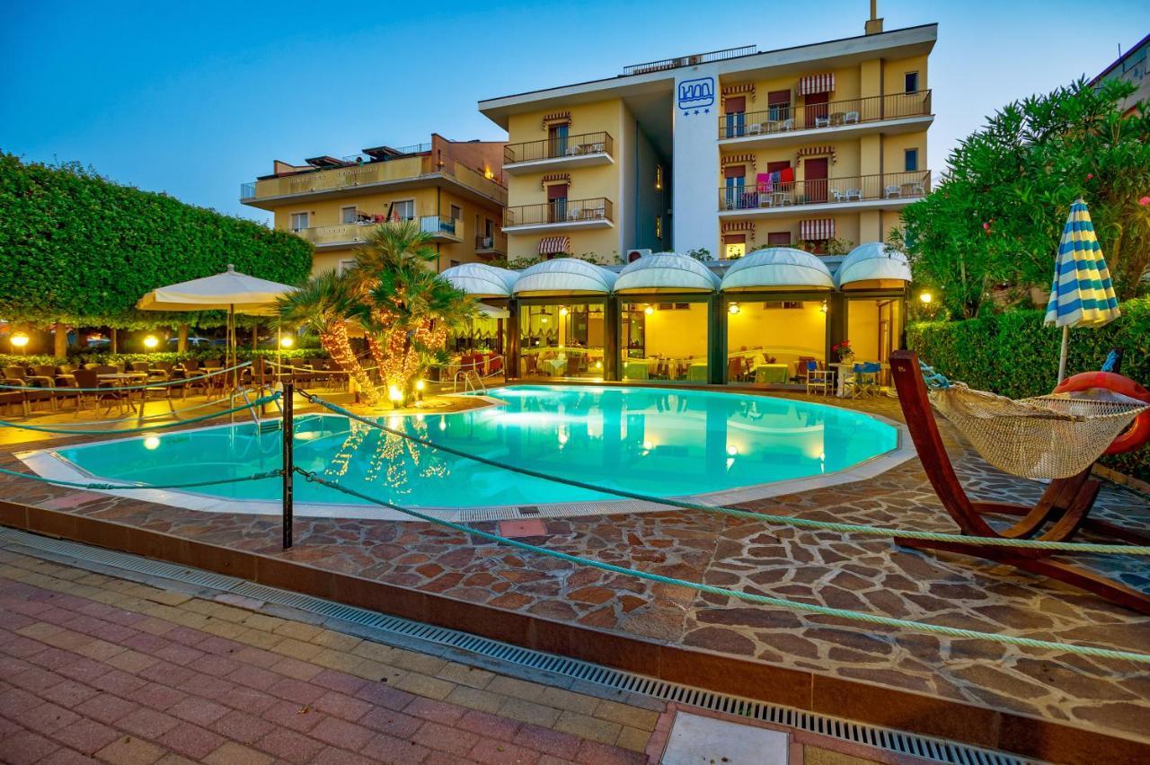 Hotel Miramare - Silvi Marina Exterior foto